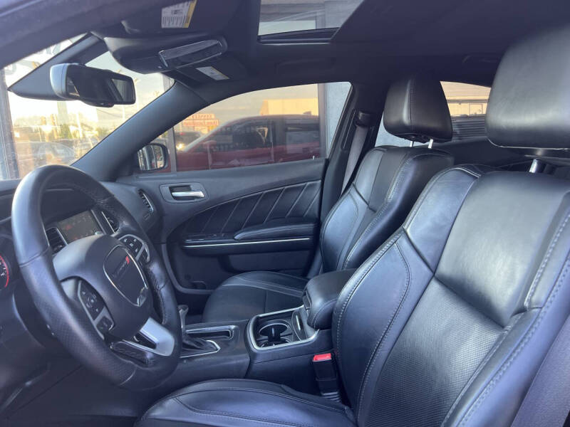 2016 Dodge Charger SXT