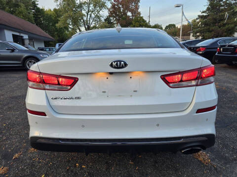 2020 Kia Optima LX