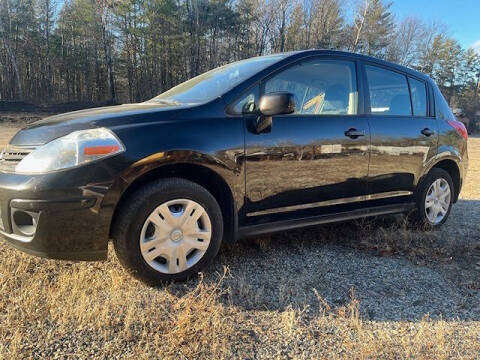 2011 Nissan Versa 1.8 S