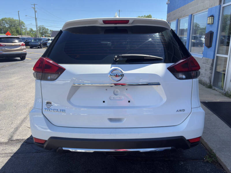 2018 Nissan Rogue S