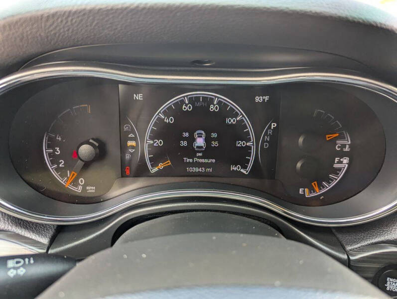 2019 Jeep Grand Cherokee Laredo E