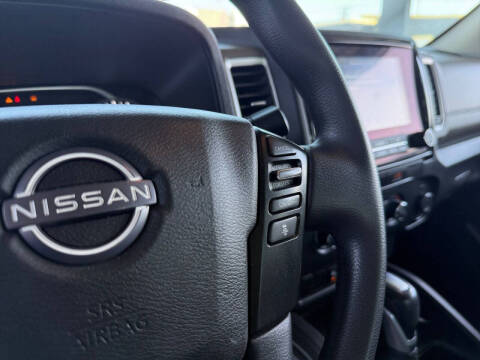 2023 Nissan Frontier SV