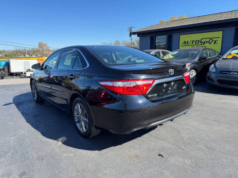 2015 Toyota Camry SE