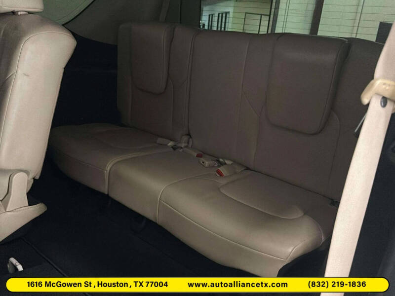 2017 Nissan Armada Platinum