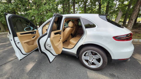 2016 Porsche Macan S