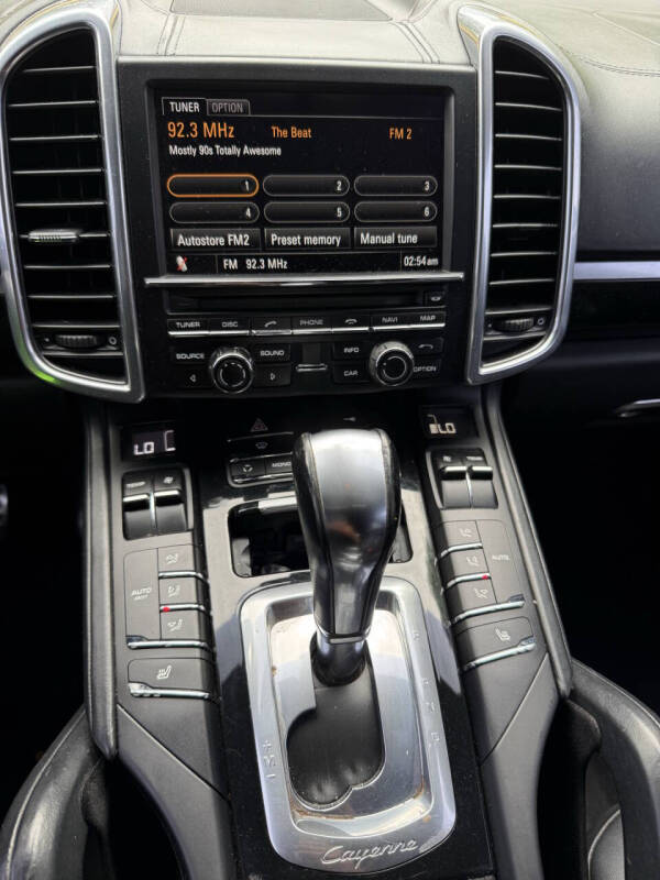 2011 Porsche Cayenne S