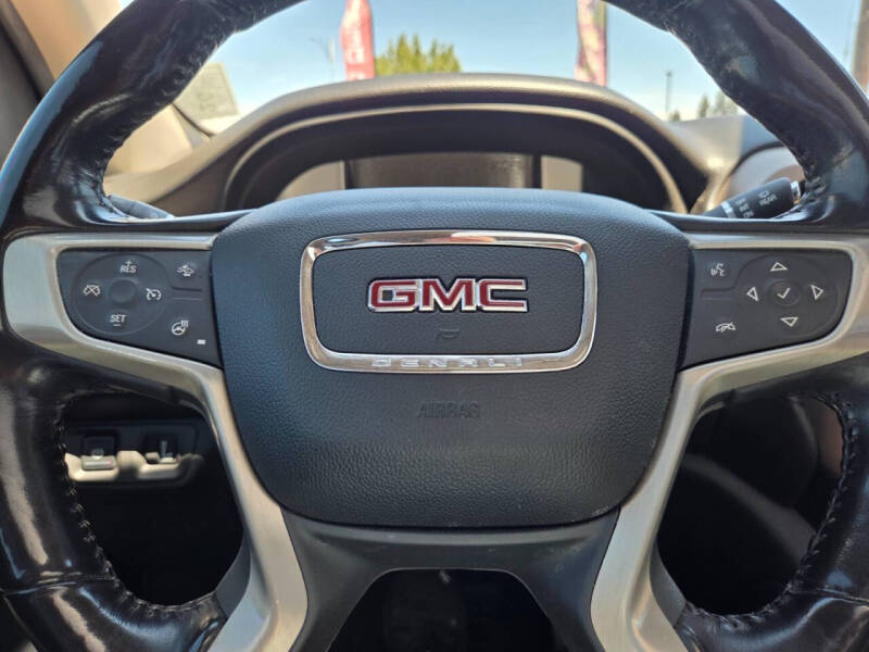 2018 GMC Acadia Denali