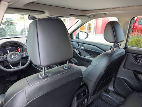 2024 Nissan Rogue SL