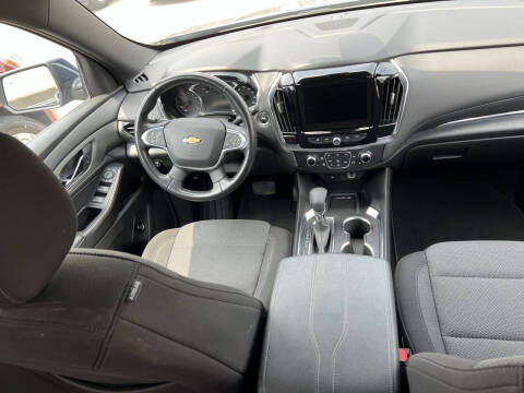 2022 Chevrolet Traverse LT Cloth