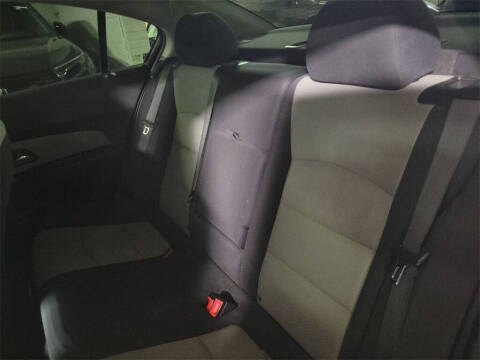 2014 Chevrolet Cruze LS Auto