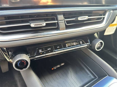 2026 Chevrolet Equinox EV LT 2