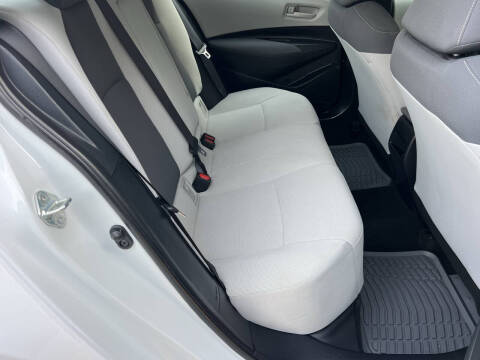 2022 Toyota Corolla LE