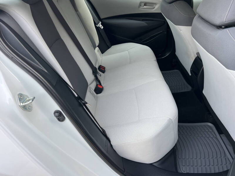 2022 Toyota Corolla LE