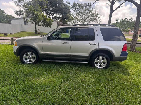 2004 Ford Explorer XLT