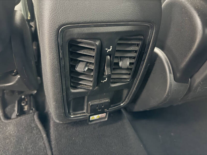 2019 Jeep Grand Cherokee Upland