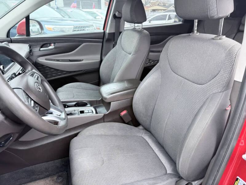 2020 Hyundai Santa Fe SE
