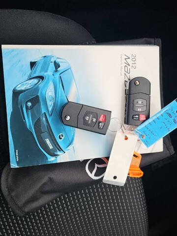 2012 Mazda MAZDA3 i Touring