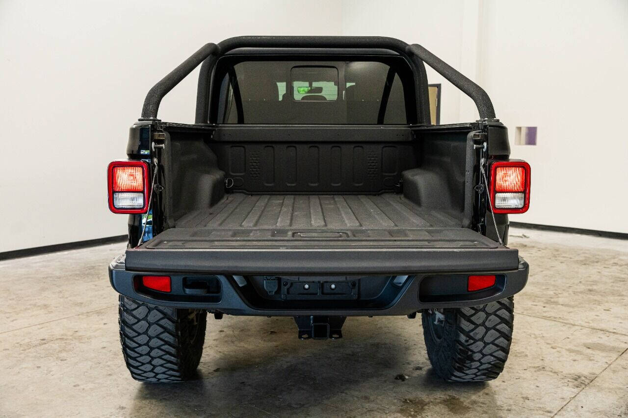 2020 JEEP Gladiator Pickup - $54,999