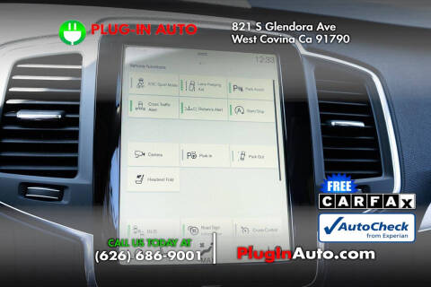 2016 Volvo XC90 T6 Momentum