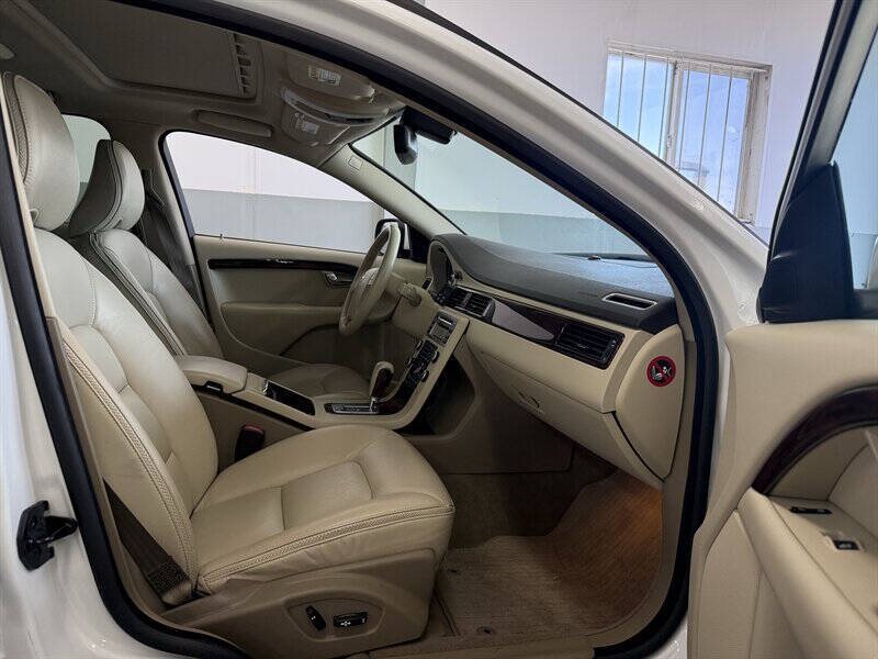 2008 Volvo XC70 3.2