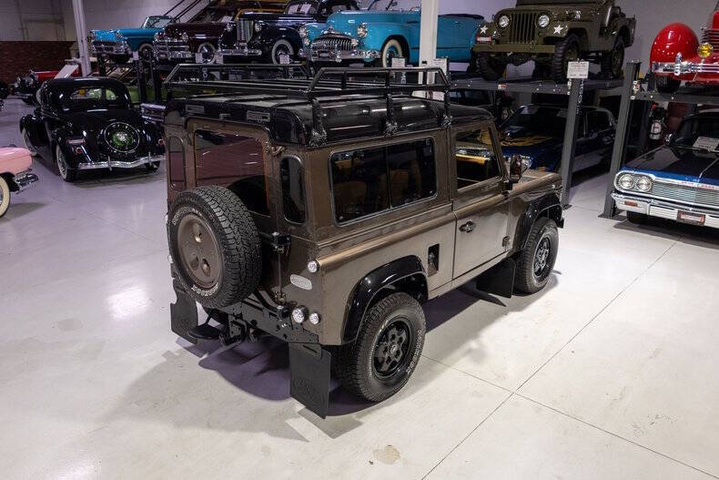 1987 Land Rover Defender