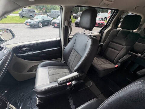 2019 Dodge Grand Caravan SE Plus