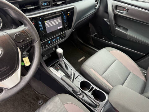 2017 Toyota Corolla LE