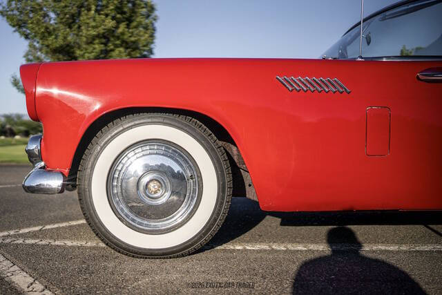 1956 Ford Thunderbird
