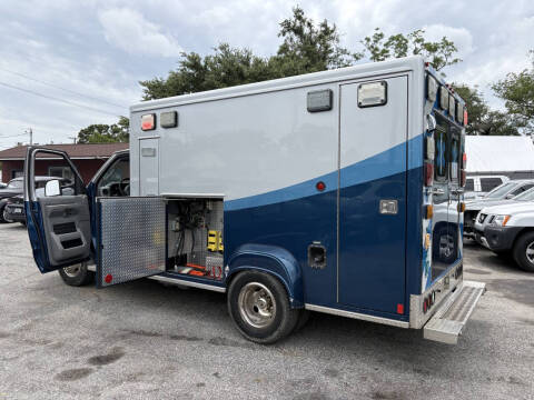 2015 Ford E-Series E-350 SD