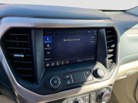 2022 GMC Acadia Denali