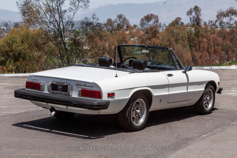 1977 Alfa Romeo Spider Veloce 2000