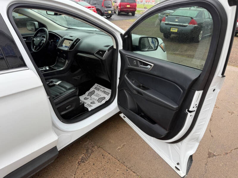 2019 Ford Edge SEL