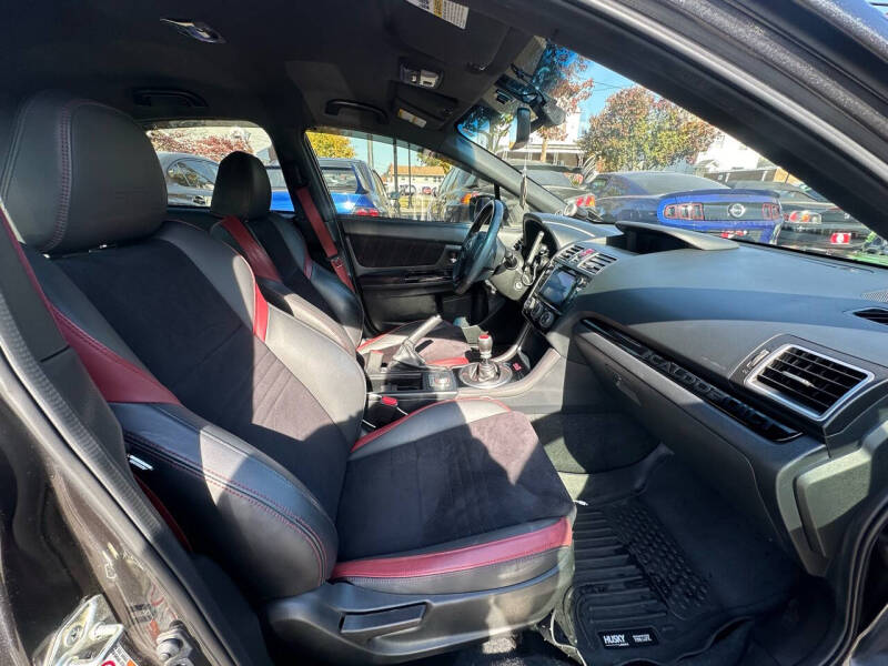 2019 Subaru WRX STI Base photo 9