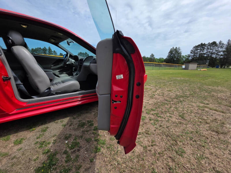 2004 Ford Mustang GT Deluxe