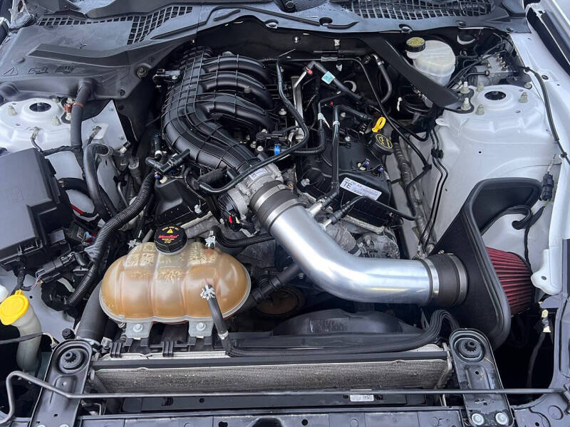 2015 Ford Mustang V6