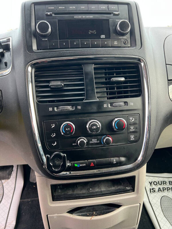 2017 Dodge Grand Caravan SE