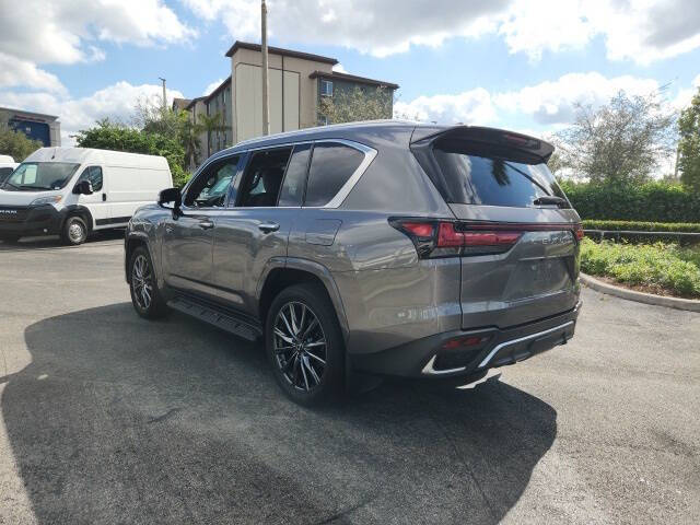 2023 Lexus LX 600 F SPORT Handling