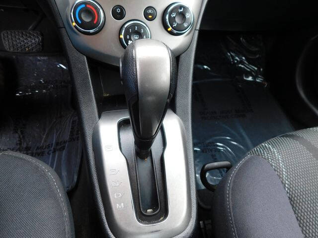 2015 Chevrolet Sonic LT Auto