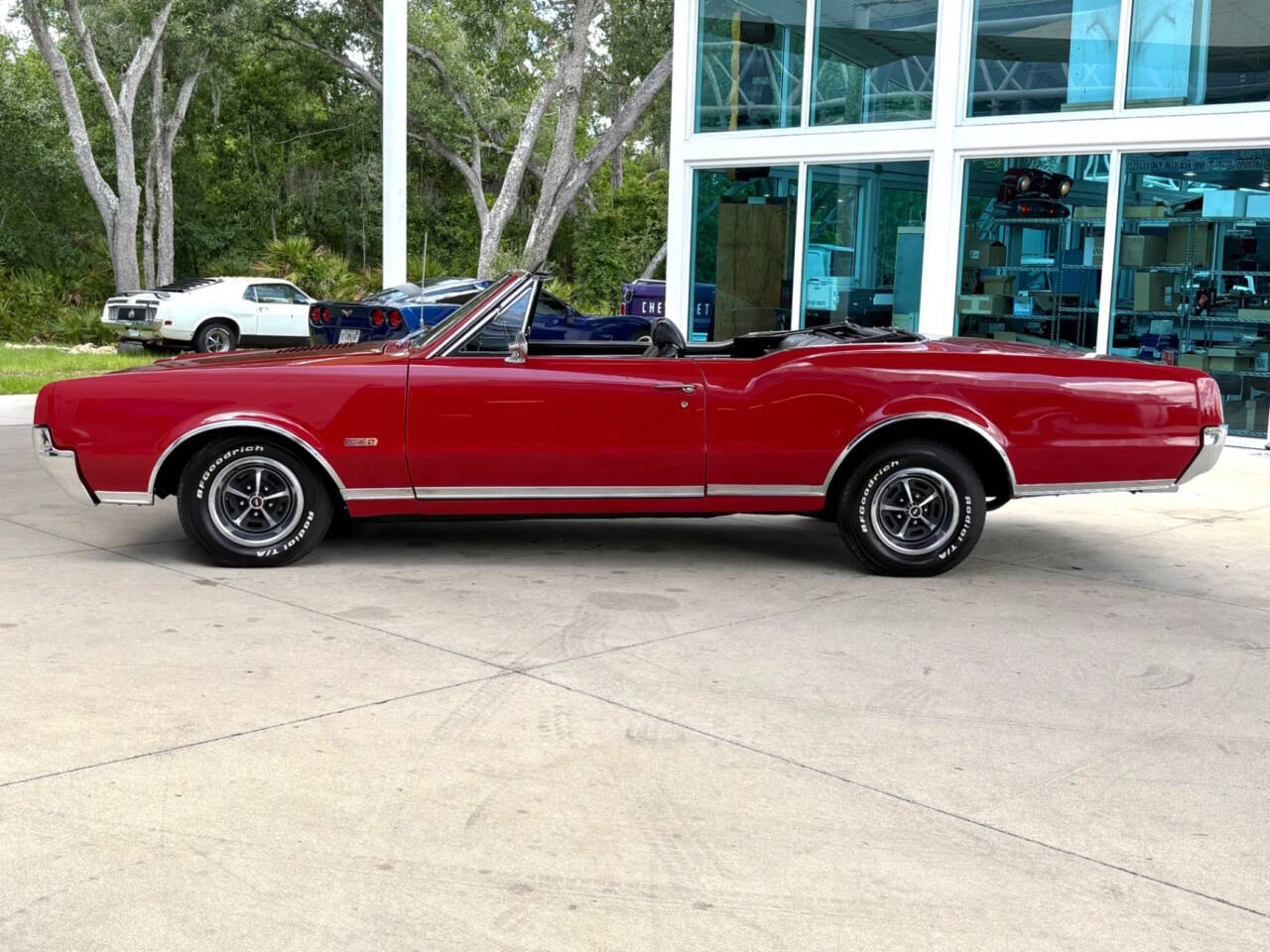 1967 Oldsmobile Cutlass Supreme 10