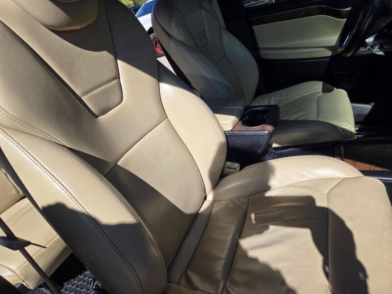 2016 Tesla Model X 90D