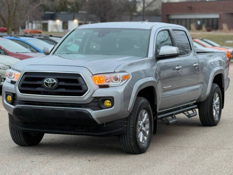 2019 Toyota Tacoma for sale at North Imports LLC in Burnsville MN