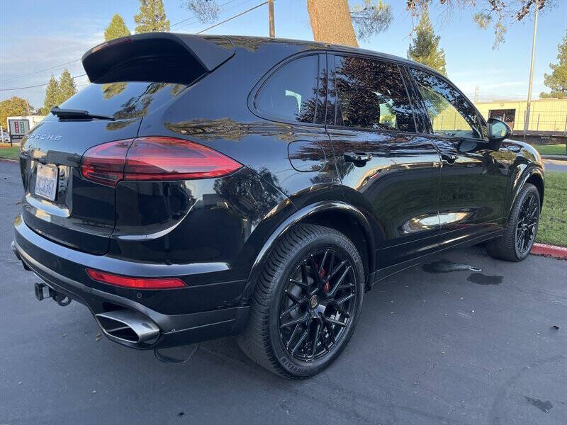 2017 Porsche Cayenne