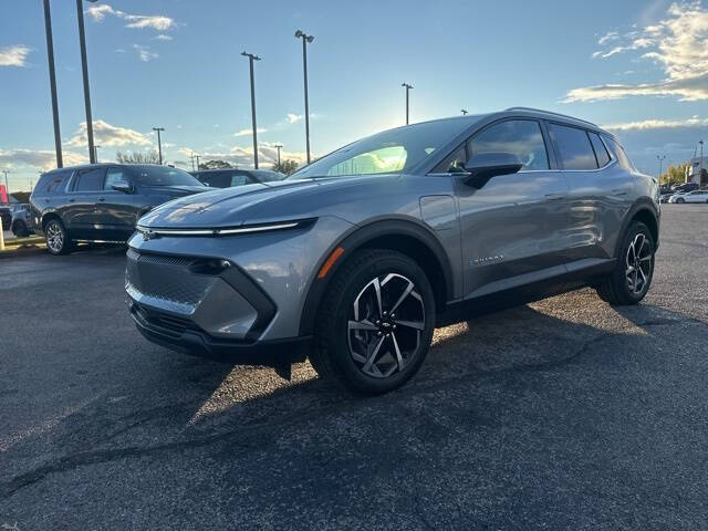 2026 Chevrolet Equinox EV LT 2