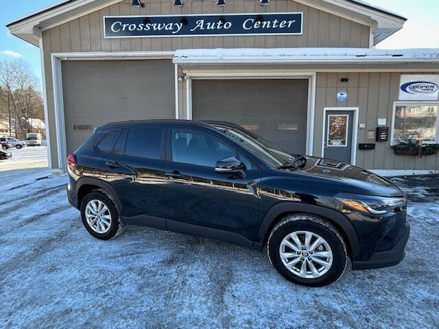 2024 Toyota Corolla Cross LE