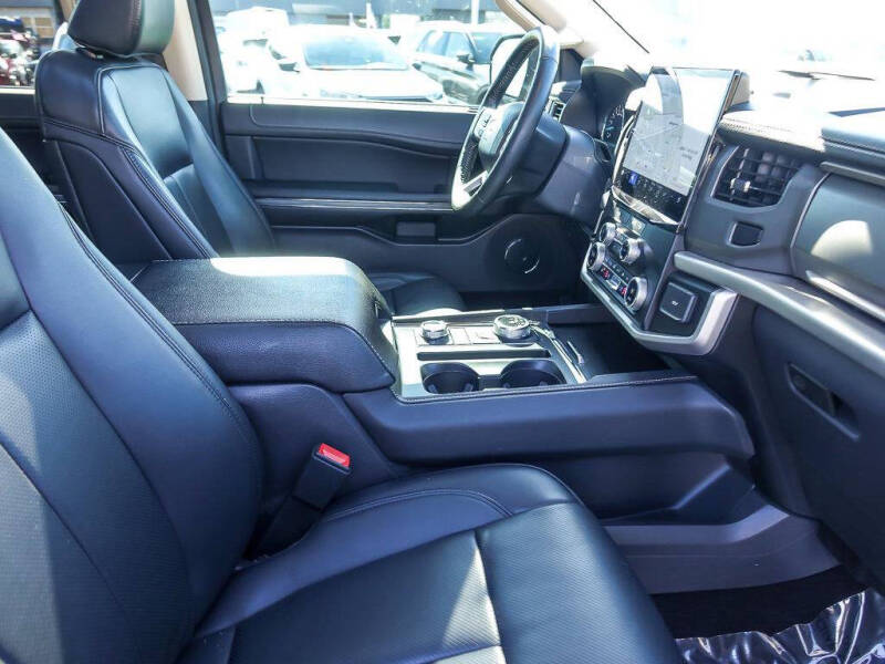 2024 Ford Expedition XLT