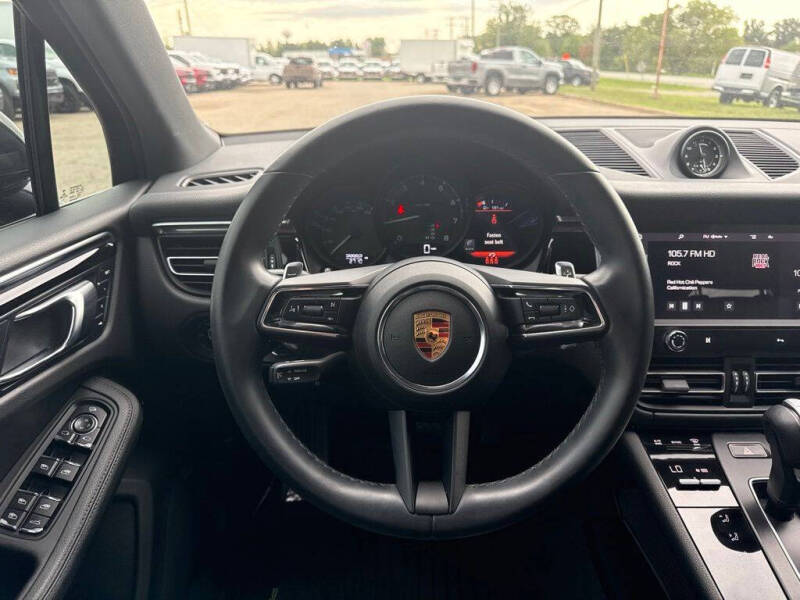 2022 Porsche Macan
