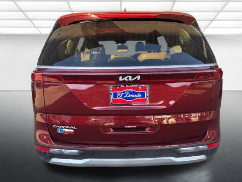 2024 Kia Carnival EX