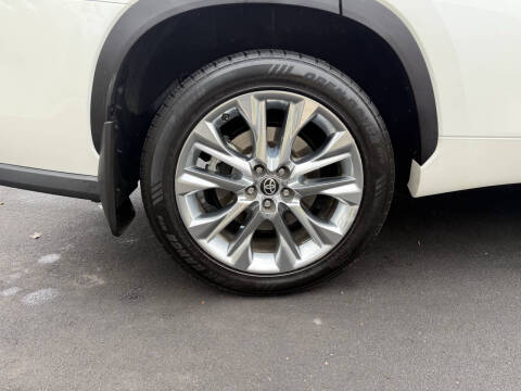 2020 Toyota Highlander Hybrid Limited