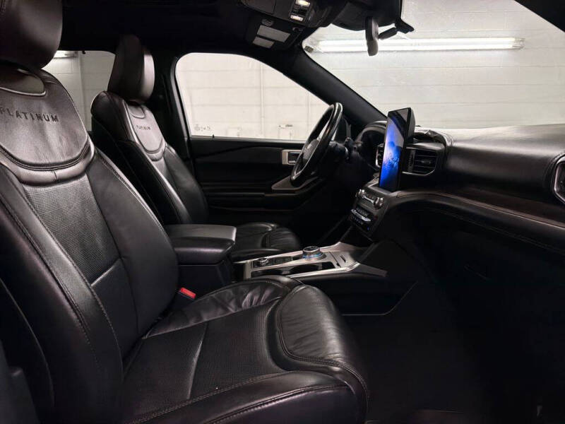 2020 Ford Explorer Platinum