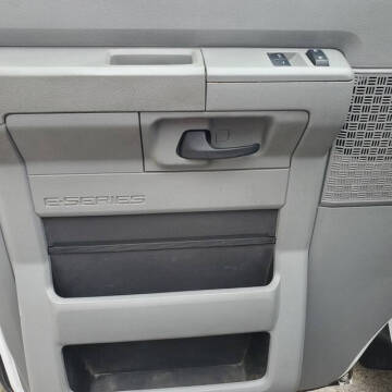 2014 Ford E-Series E-150